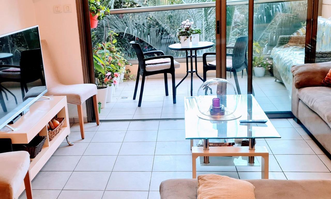 A Dream Place In Raanana, Up To 5 Guests - Swimming Pool - Jacuzzi & Gym 외부 사진